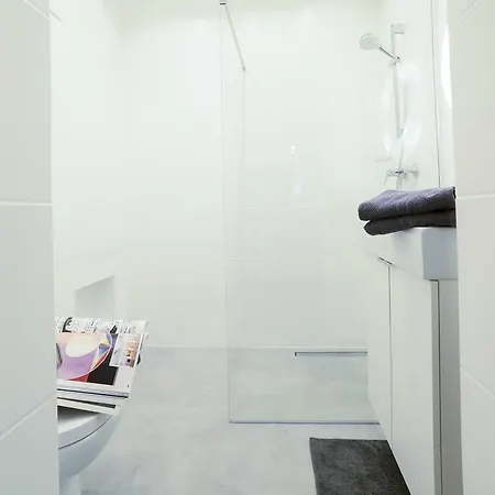 Designers In The Old Town Apartment *