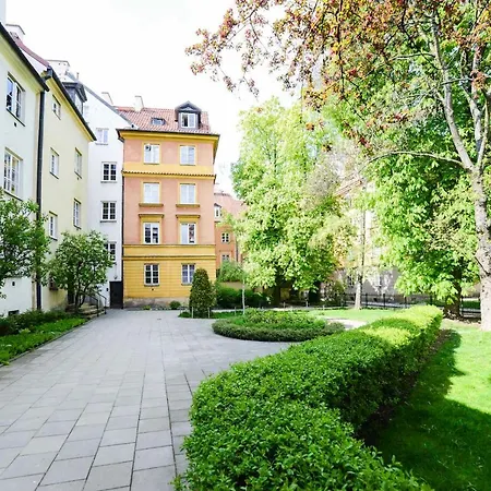 Apartamento Designers In The Old Town Varsovia